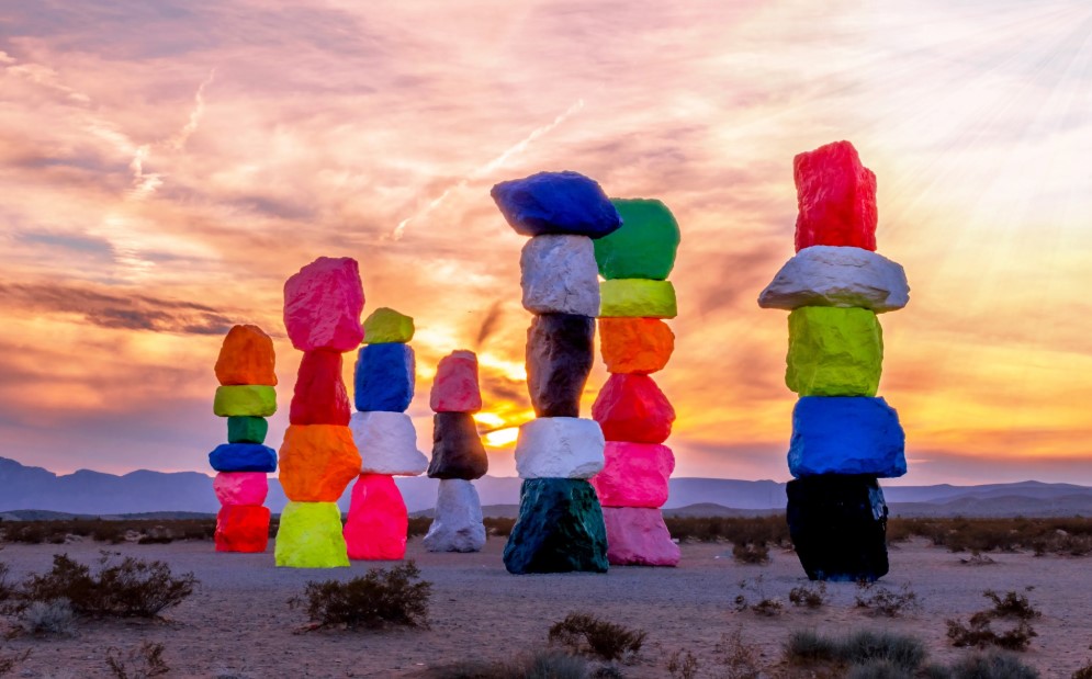 Seven-Magic-Mountains Seven Magic Mountains